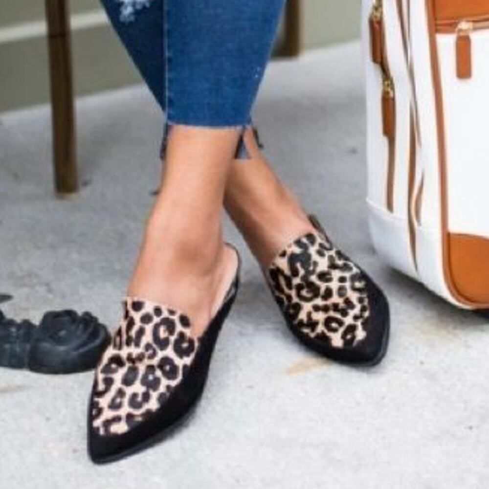 Halogen Womens Calf Hair Leopard Print Slip On Mules Size 9M Genuine Leather